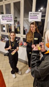 Kampagne im Gespräch mit Besucher:innen